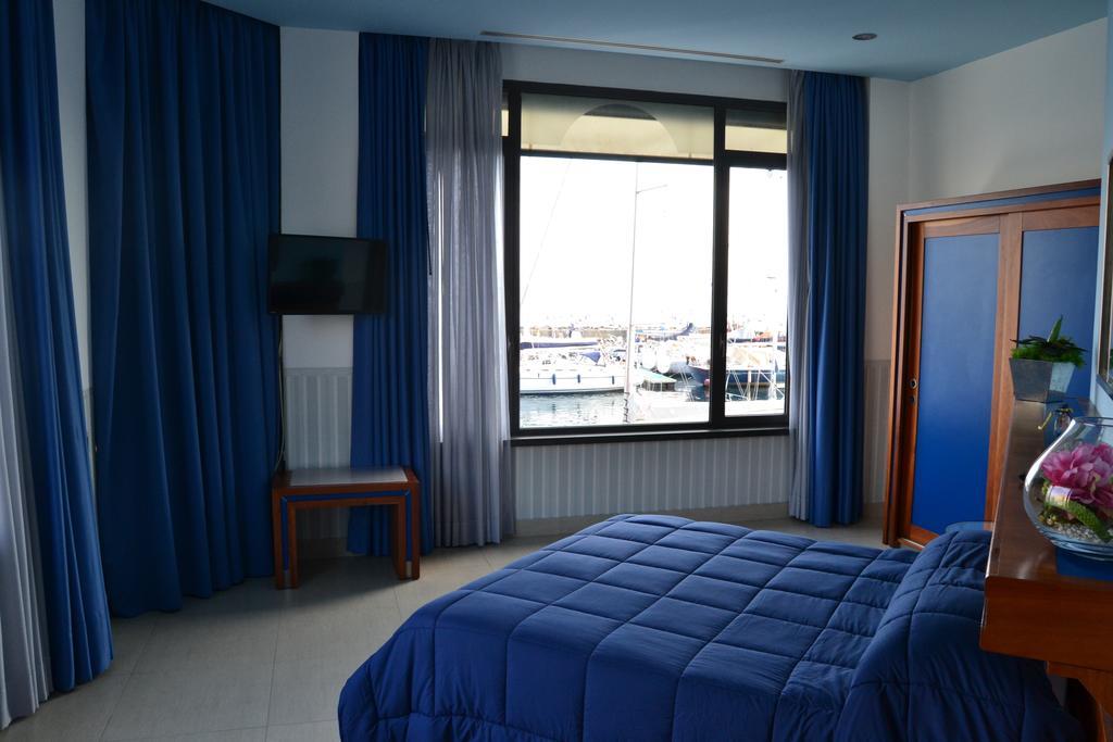 Hotel Transatlantico Napoli Esterno foto