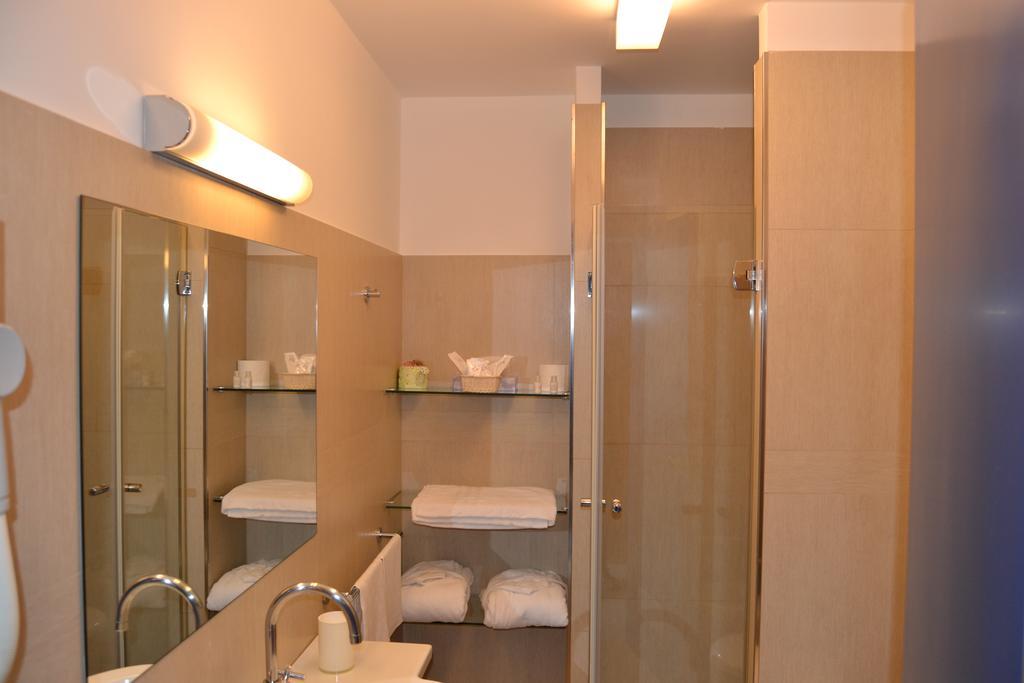 Hotel Transatlantico Napoli Camera foto