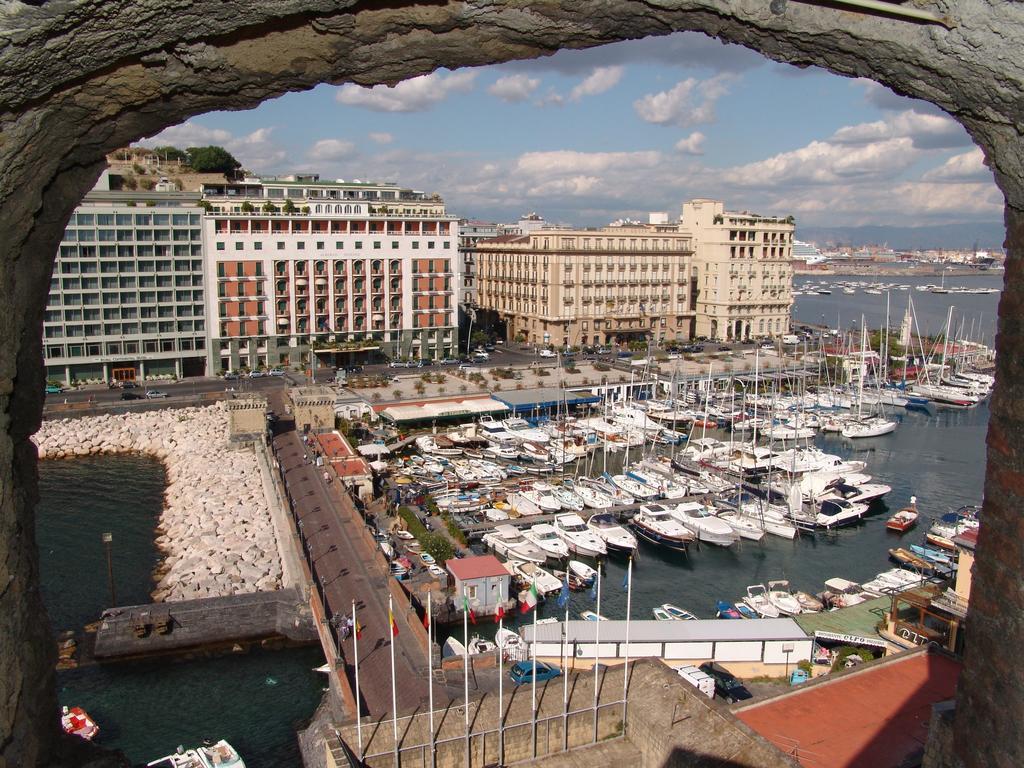 Hotel Transatlantico Napoli Esterno foto