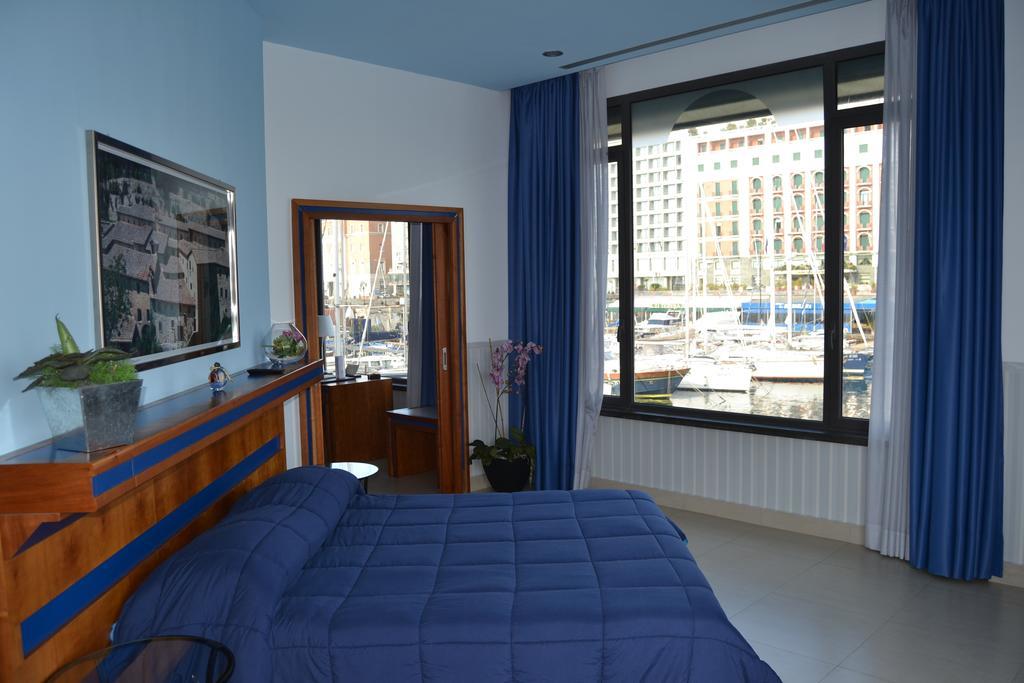 Hotel Transatlantico Napoli Camera foto