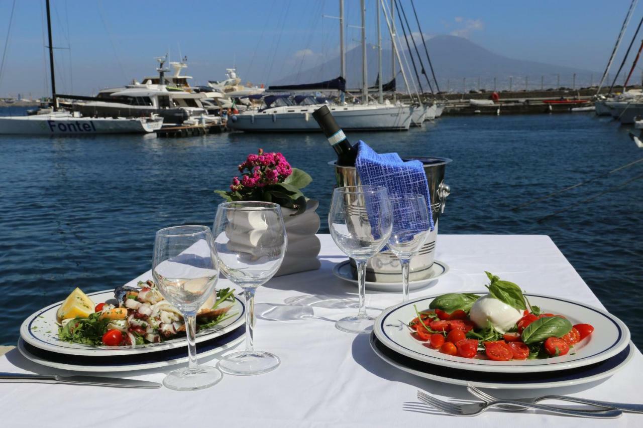 Hotel Transatlantico Napoli Esterno foto